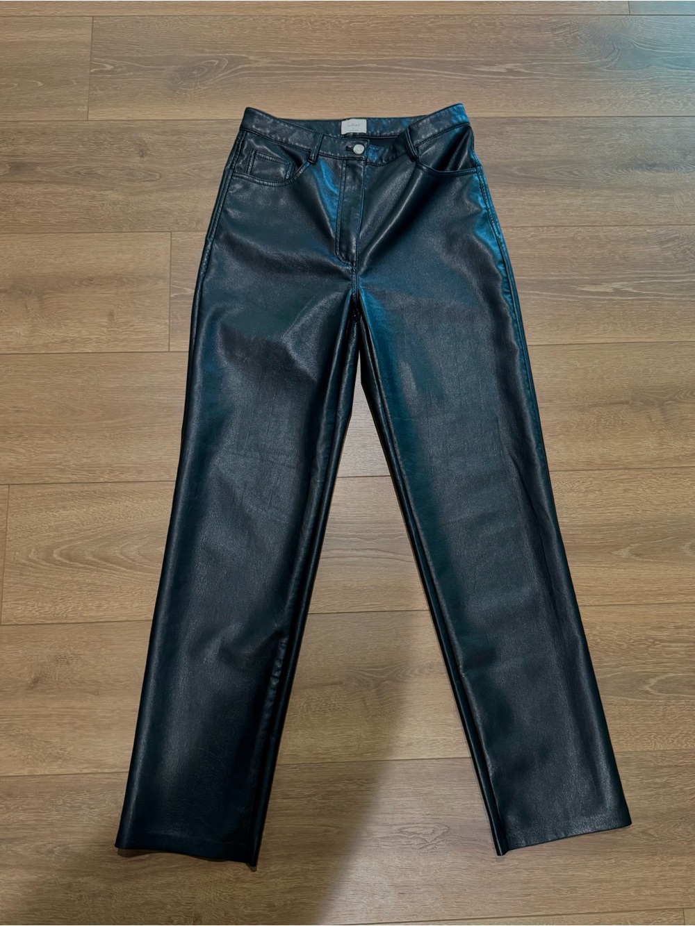 Aritzia Wilfred Black Faux Leather Women’s Straight-Leg Pants